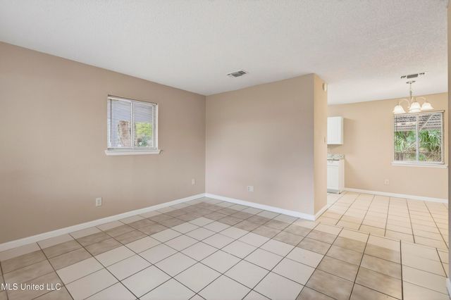 3815 Pineview Drive, Pascagoula, MS 39581