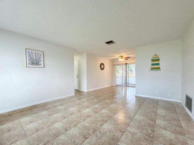 4510 NW 46th Street, Tamarac, FL 33319