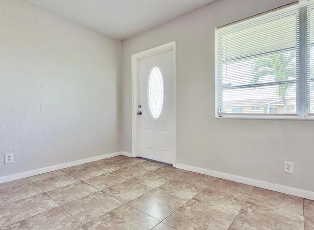 4510 NW 46th Street, Tamarac, FL 33319