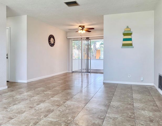 4510 NW 46th Street, Tamarac, FL 33319