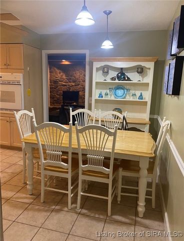 821 N Forrest Drive, Sellersburg, IN 47172