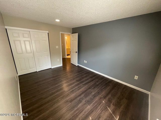 2 Whistler Drive 8, Freehold, NJ 07728