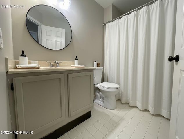 2 Whistler Drive 8, Freehold, NJ 07728