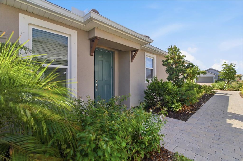 Image 2 of property listing at 16255 SAN DONATO PLACE, Bradenton, FL 34211