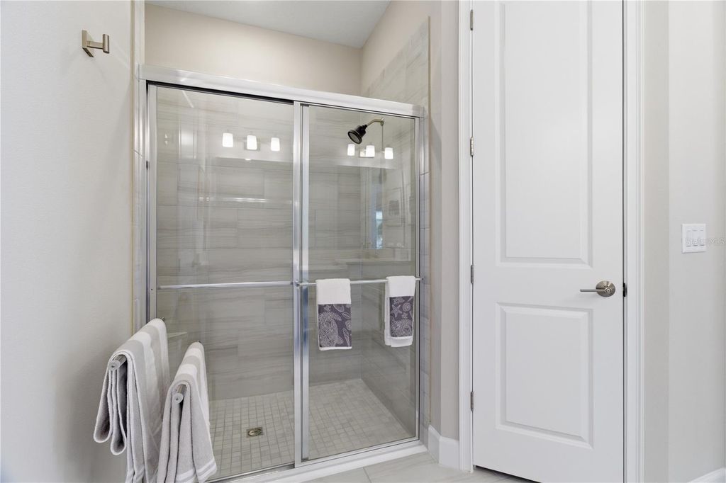 Image 15 of property listing at 16255 SAN DONATO PLACE, Bradenton, FL 34211