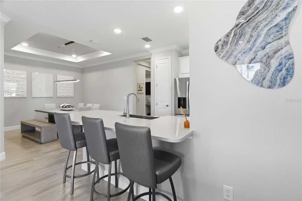 Image 4 of property listing at 16255 SAN DONATO PLACE, Bradenton, FL 34211