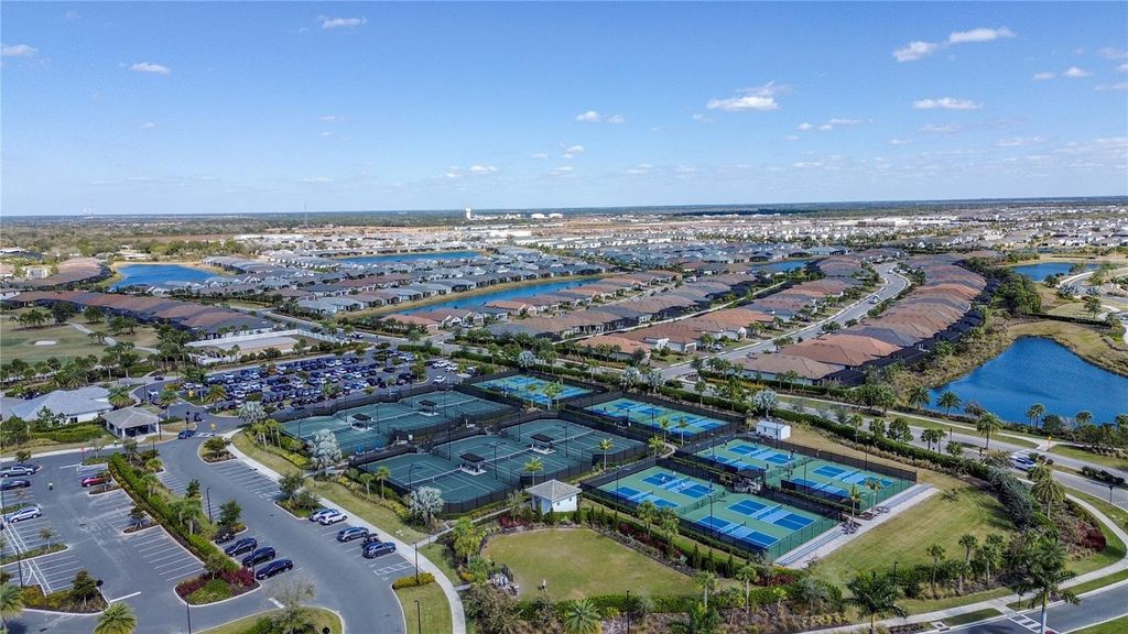 Image 46 of property listing at 16255 SAN DONATO PLACE, Bradenton, FL 34211