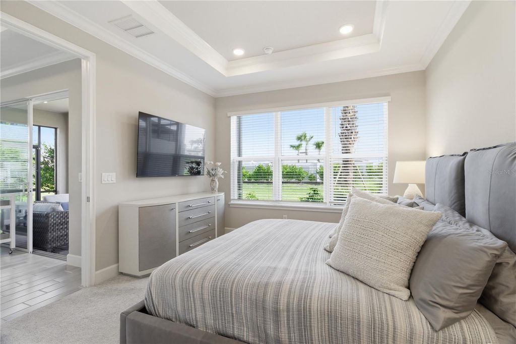 Image 10 of property listing at 16255 SAN DONATO PLACE, Bradenton, FL 34211