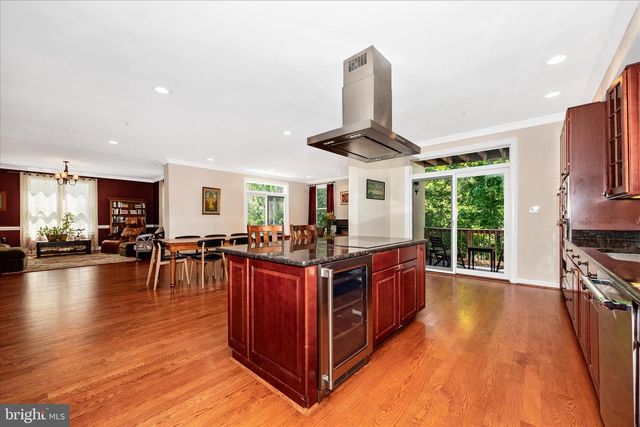 10502 PARKWOOD DR, Kensington, MD 20895
