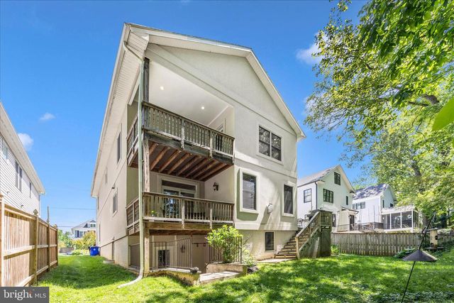 10502 PARKWOOD DR, Kensington, MD 20895