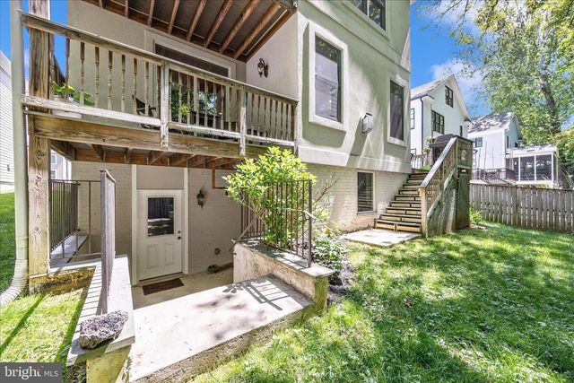 10502 PARKWOOD DR, Kensington, MD 20895
