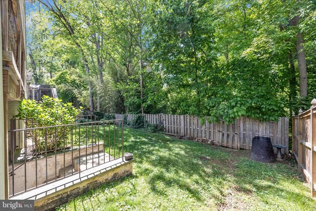 10502 PARKWOOD DR, Kensington, MD 20895