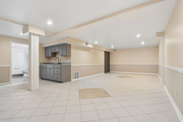 129 Pembroke Dr, Hendersonville, TN 37075