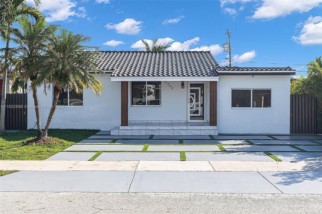 6540 SW 25th St, Miami, FL 33155