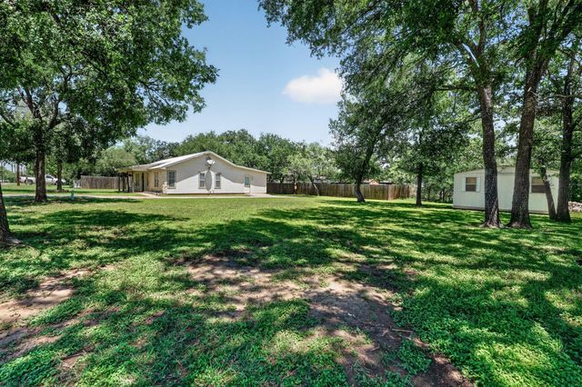 629 Birch LN, Cottonwood Shores, TX 78657