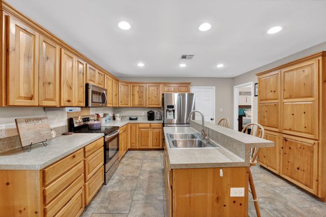 629 Birch LN, Cottonwood Shores, TX 78657