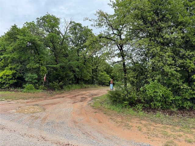 333775 Oak Hollow Drive, Wellston, OK 74881