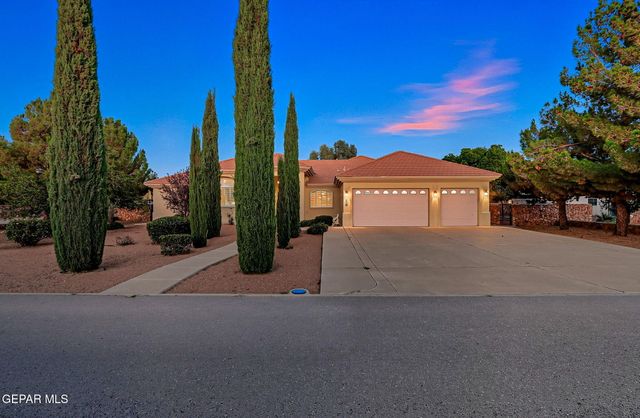 5512 WOODFIELD Drive, El Paso, TX 79932