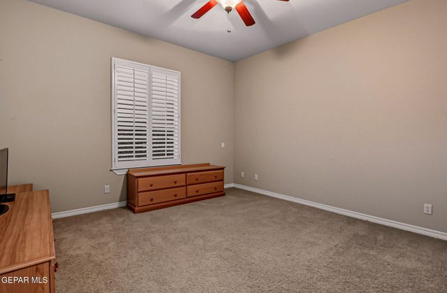 5512 WOODFIELD Drive, El Paso, TX 79932