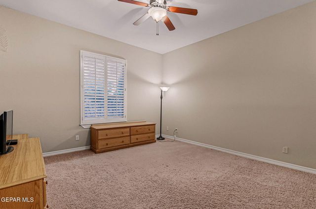 5512 WOODFIELD Drive, El Paso, TX 79932
