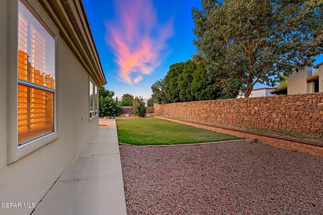 5512 WOODFIELD Drive, El Paso, TX 79932