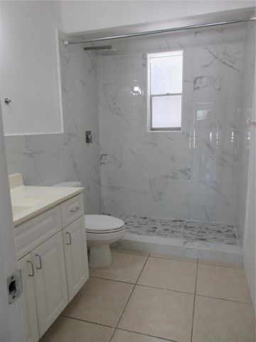 2420 SE 17th St 208C, Fort Lauderdale, FL 33316