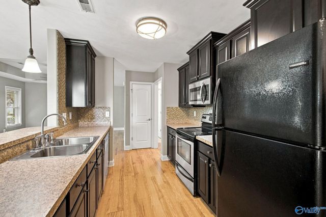 729 Willow Shoals Drive SW, Madison, AL 35756