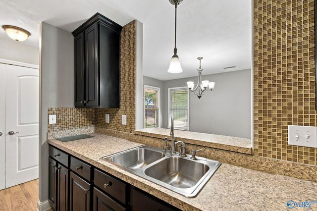 729 Willow Shoals Drive SW, Madison, AL 35756