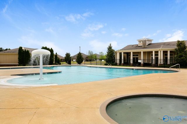 729 Willow Shoals Drive SW, Madison, AL 35756