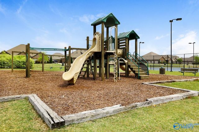 729 Willow Shoals Drive SW, Madison, AL 35756