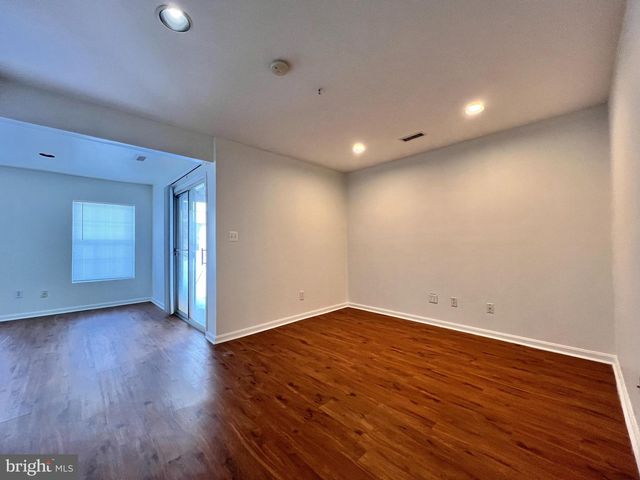 13107 DIAMOND HILL DR, Germantown, MD 20874