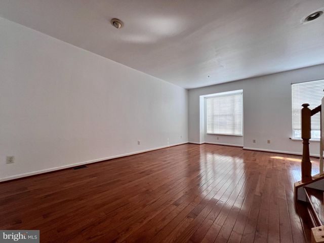 13107 DIAMOND HILL DR, Germantown, MD 20874