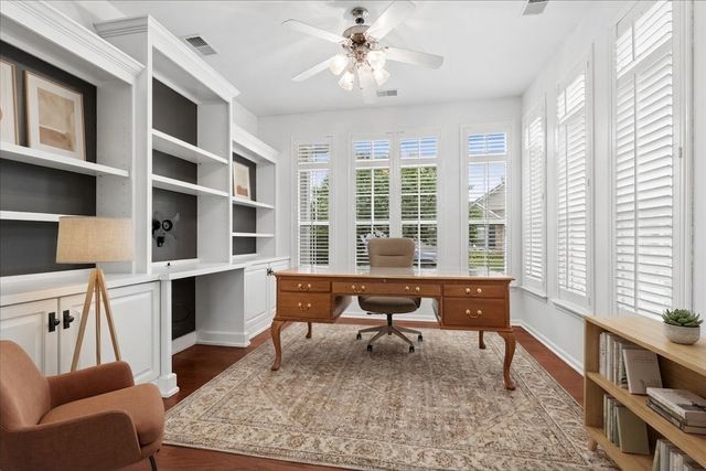 613 Handel Lane, Woodstock, IL 60098