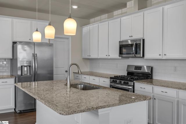 323 Novelty Drive, Greer, SC 29651