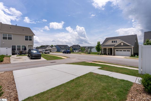 323 Novelty Drive, Greer, SC 29651
