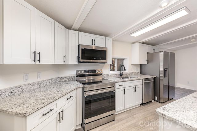 130 Old Lowesville Road, Stanley, NC 28164