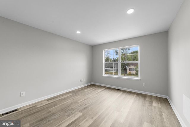 33 TRILBY, Westville, NJ 08093
