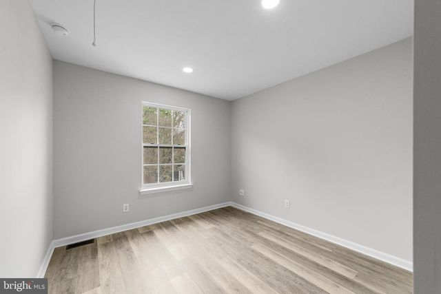 33 TRILBY, Westville, NJ 08093