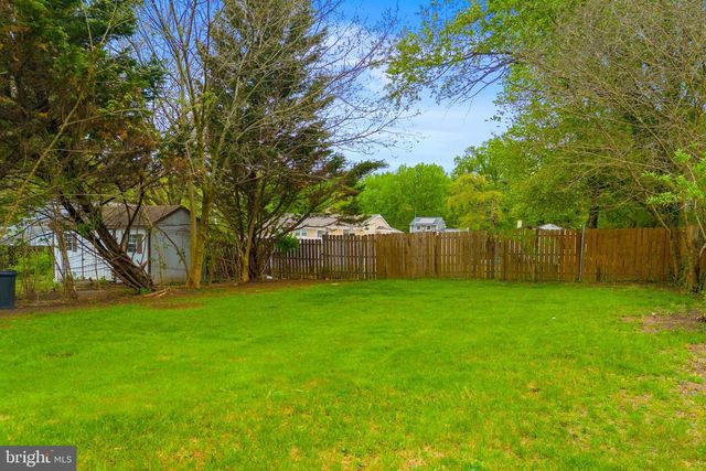 33 TRILBY, Westville, NJ 08093