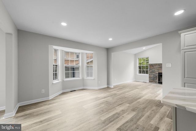 33 TRILBY, Westville, NJ 08093