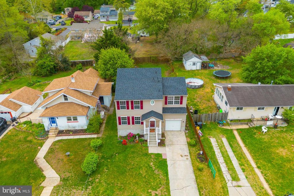 33 TRILBY, Westville, NJ 08093