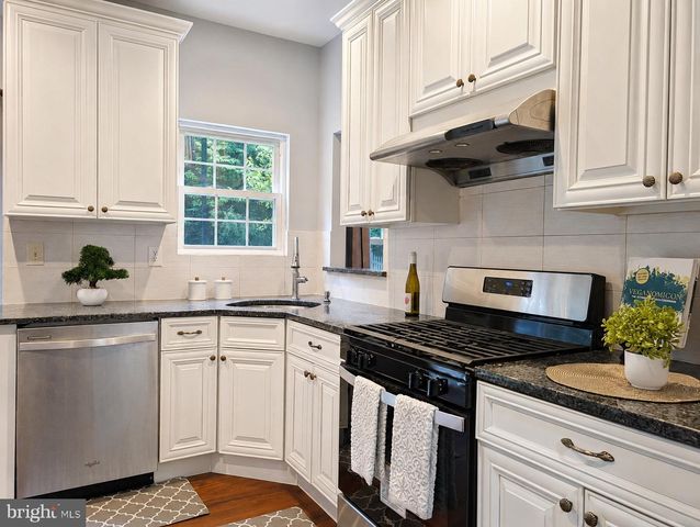 45 RUTGERS LN, Princeton, NJ 08540