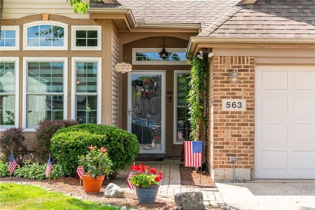 563 Breckenridge Way, Beavercreek, OH 45430