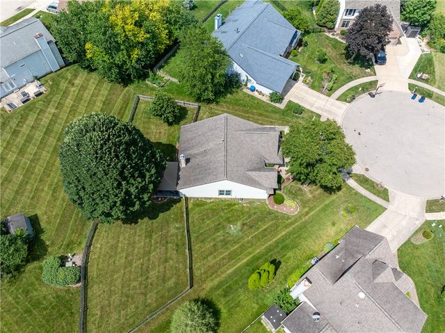 563 Breckenridge Way, Beavercreek, OH 45430