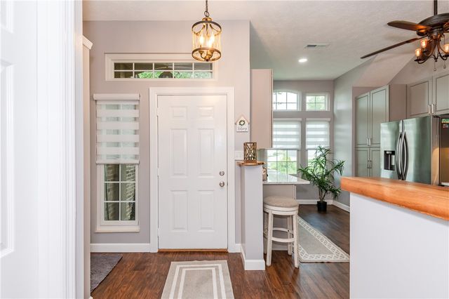 563 Breckenridge Way, Beavercreek, OH 45430