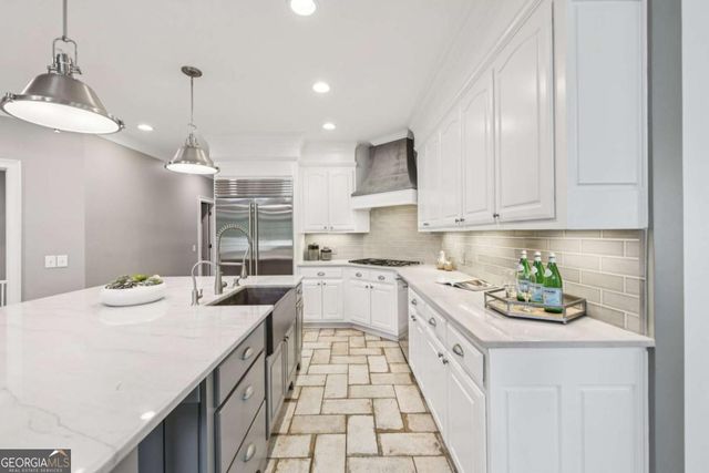 1135 Ascott Valley Drive, Johns Creek, GA 30097