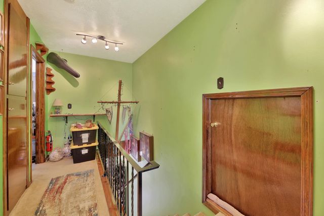 641 N Woodlawn #12, Wichita, KS 67208