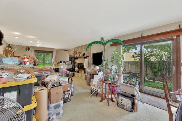 641 N Woodlawn #12, Wichita, KS 67208