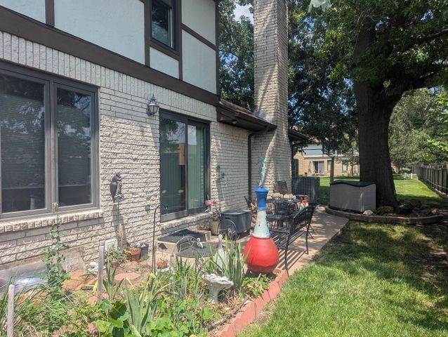 641 N Woodlawn #12, Wichita, KS 67208