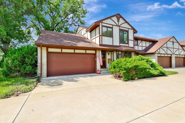 641 N Woodlawn #12, Wichita, KS 67208